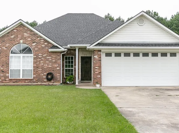 143 Curry Creek Dr, Calhoun, LA 71225