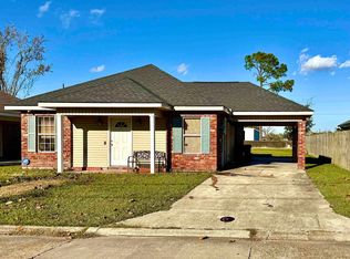 1115 Acadian Dr, Houma, LA 70363