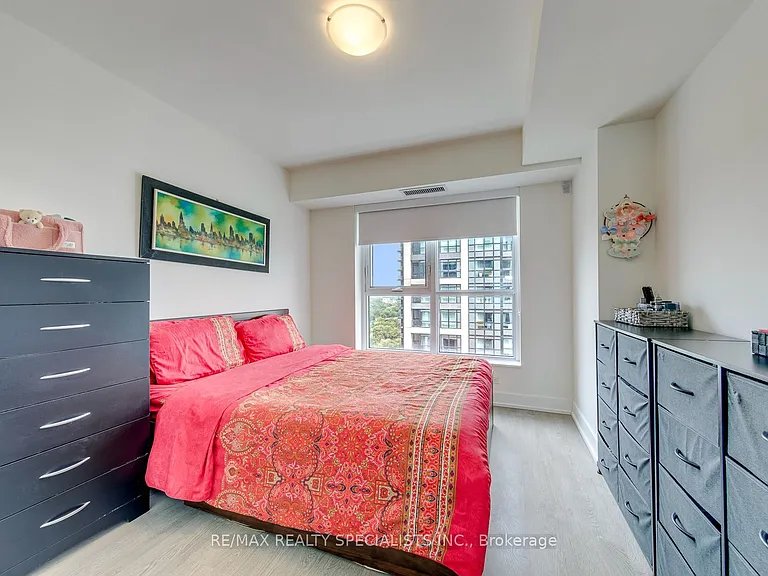 9 Mabelle Ave #2621 — Photo 23