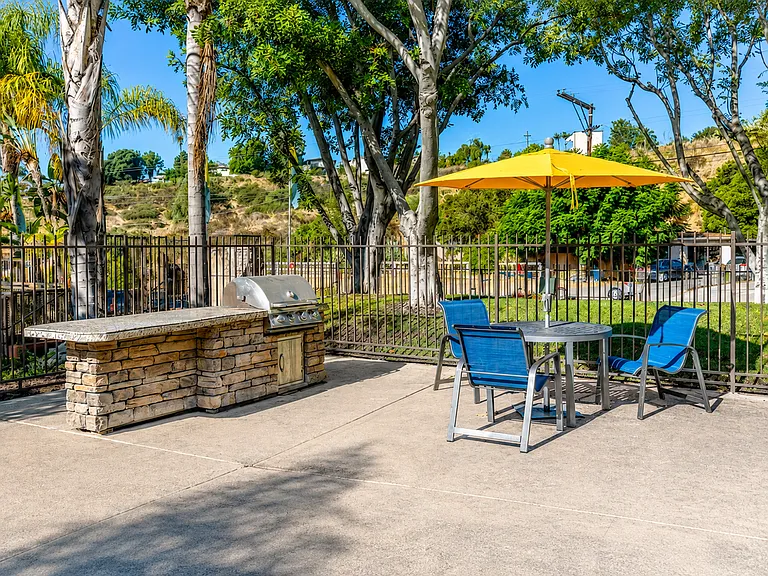 The Ridge Apartments in City Heights — Photo 7