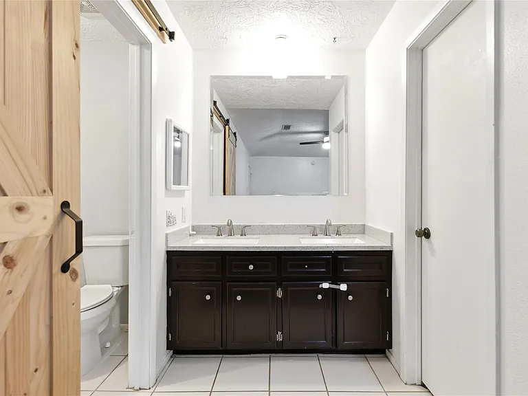 6009 Leafwood Cir — Photo 35