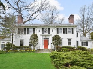 50 Overhill Rd, New Rochelle, NY 10804