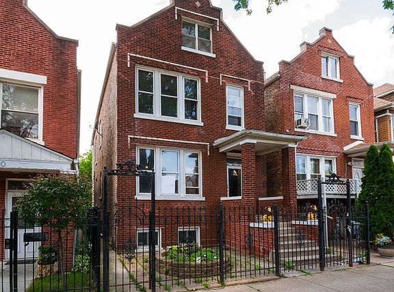 3rd image of 4406 S Richmond St