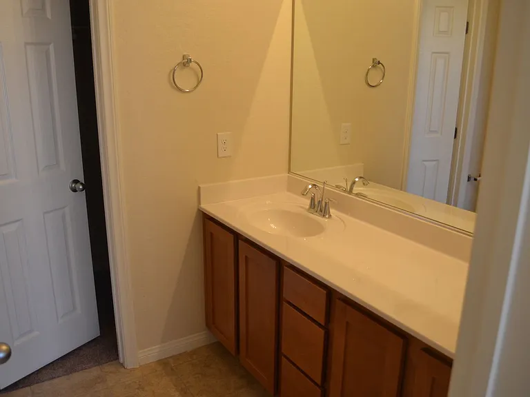 254 Botanic Gardens Dr — Photo 6