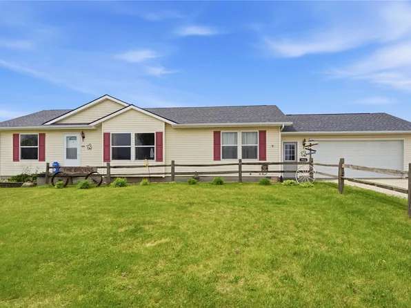 903 Main St, Brandon, IA 52210
