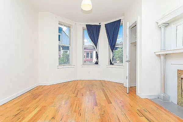 1st image of 776 Lincoln Pl #Zb