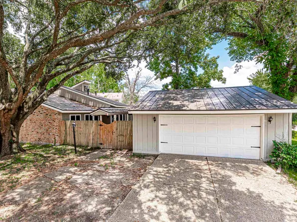 7502 Oakmount Dr, Baton Rouge, LA 70817