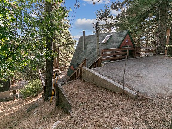 2nd image of 31543 Panorama Dr