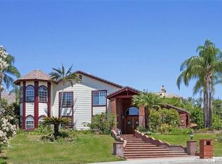 2063 Gainsborough Dr, Riverside, CA 92506