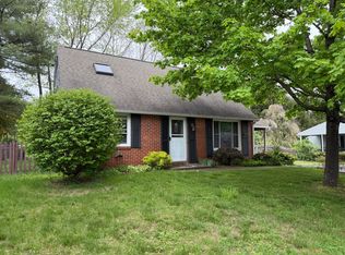 1195 Burts Pit Rd, Northampton, MA 01062