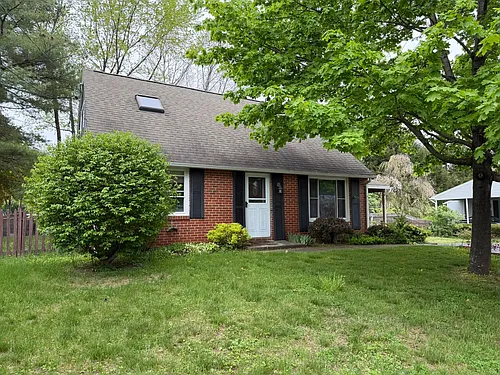 1195 Burts Pit Rd Photo 1