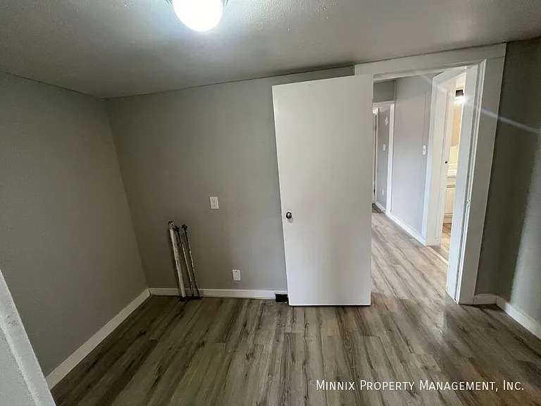950 S 10th St — Photo 8