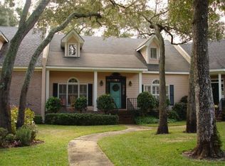 798 Mallery St APT 19, Saint Simons Island, GA 31522