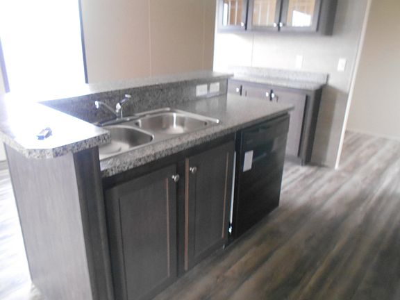 3rd image of 129 Mount Vernon Dr