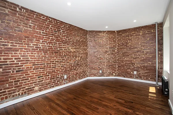 Rented by J & M Realty Services Corp (Management) | media 20