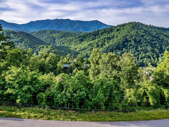 2 Ellis Ogle Rd Lot 2, Gatlinburg, TN 37738