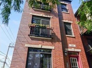 814 N Washtenaw Ave #2, Chicago, IL 60622