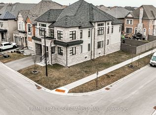 21 Midmorning Rd, Brampton, ON L6X5P7