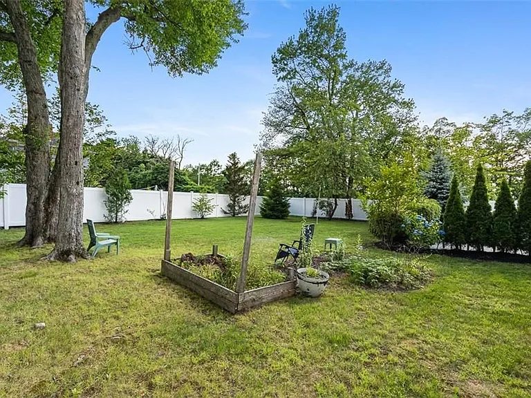 5 Interlocken Rd — Photo 42