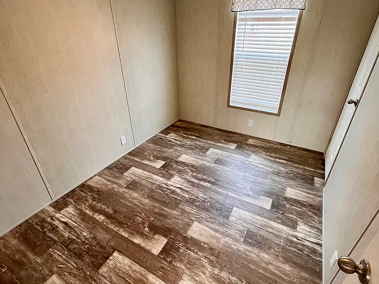 6835 Keith Rd — Photo 9