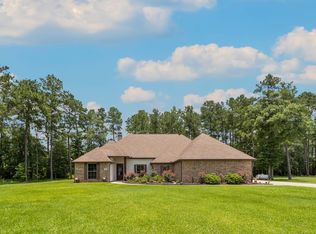 2735 Red Pine Cir, Kountze, TX 77625