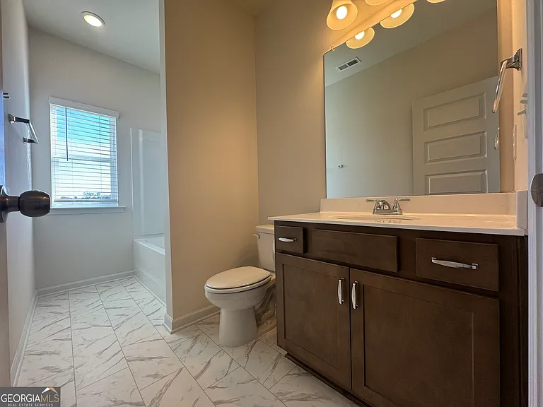 190 Fair Oak Ln — Photo 23