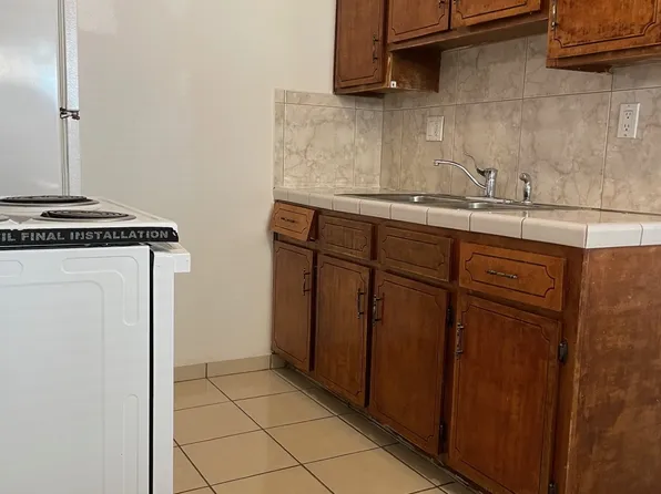 862 Adams Ave, El Centro, CA 92243