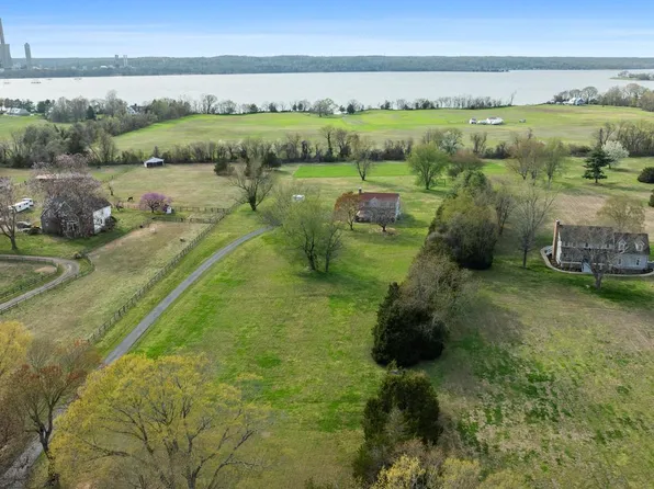 4355 Leitches Wharf Rd, Prince Frederick, MD 20678