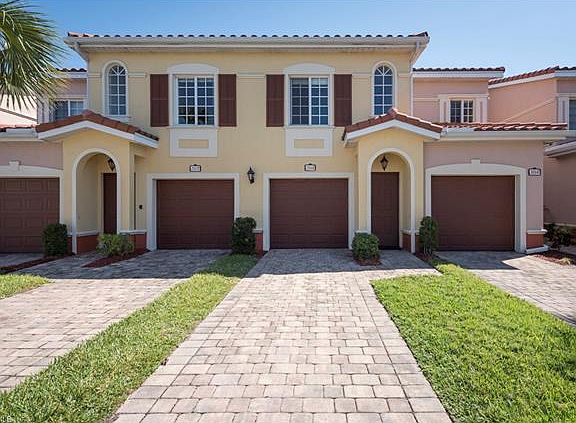 5th image of 10110 Villagio Palms Way Unit 204