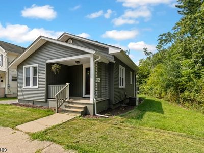 8 Flower Ave, Washington, NJ, 07882