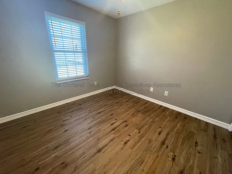 2139 Ember Brook Ln — Photo 11