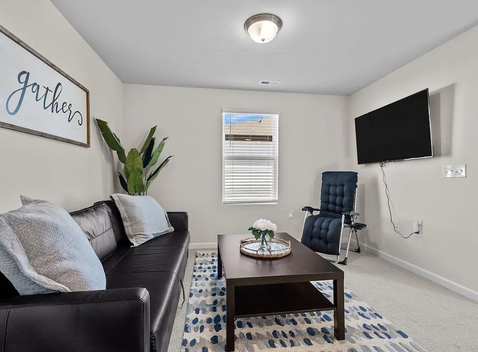 1st image of 415 Sustainable Way