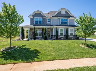 1419 Wiggins Dr, Gastonia, NC 28054