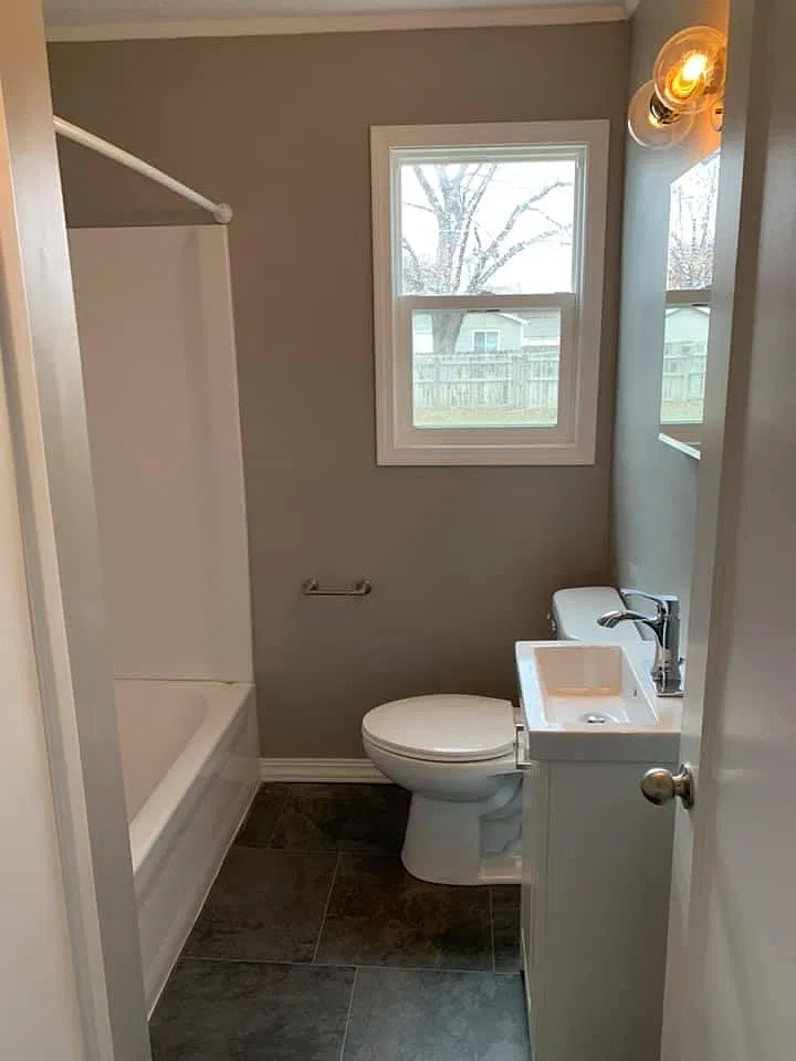 332 Nebraska Ave — Photo 3