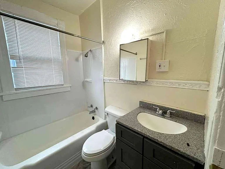 76 Chester St #1 — Photo 2