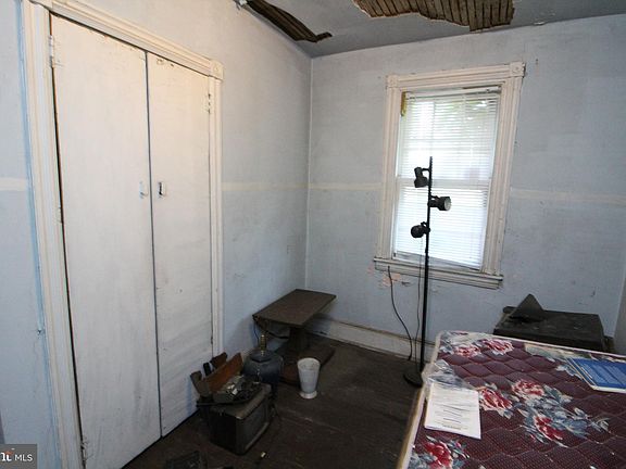 5th image of 2231 Lamotte St
