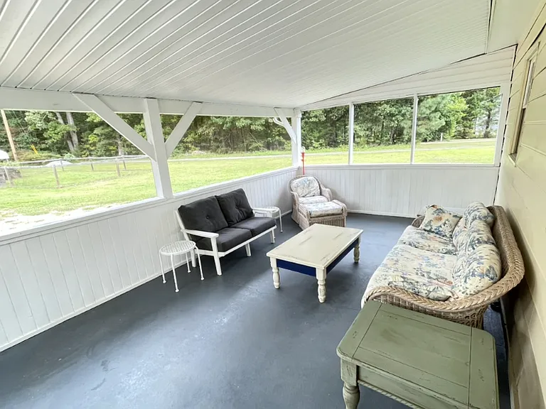 2338 New Market Rd — Photo 11
