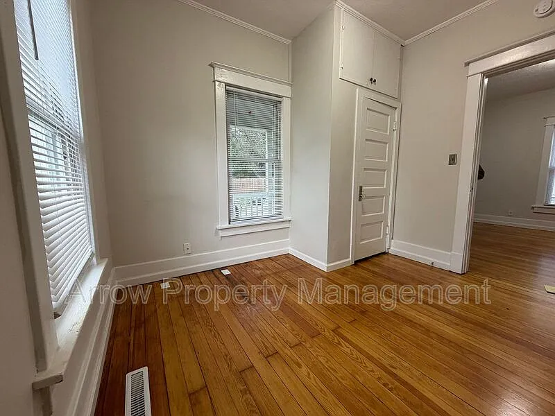 3 bed, 2.0 bath, 1028 sqft, $1,450 — Photo 4
