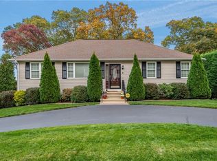 6 Emerson Ct, West Warwick, RI 02893