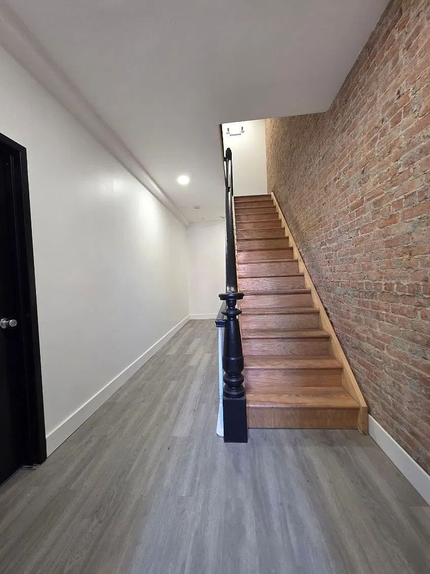 161 Ann St — Photo 1