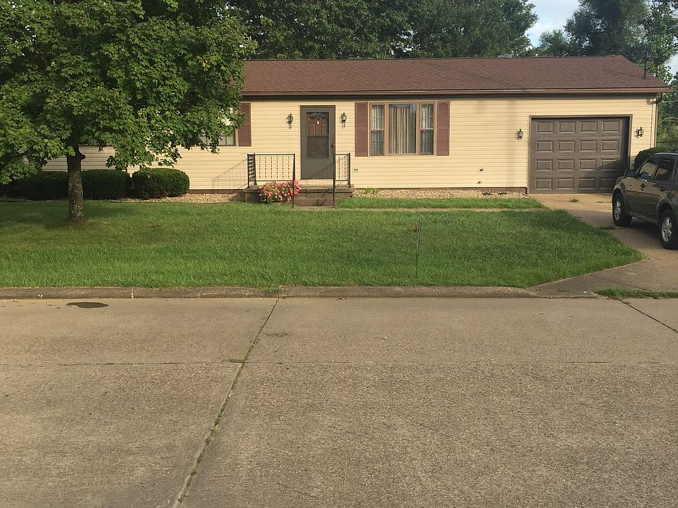 1st image of 227 Dickens Dr