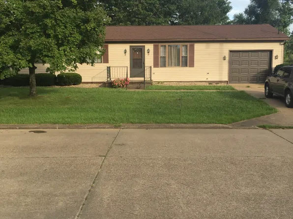 227 Dickens Dr, Mineral Wells, WV 26150