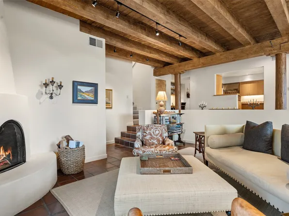 707 E Palace Ave APT 30, Santa Fe, NM 87501