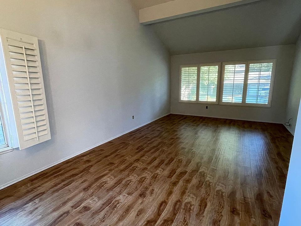 1st image of 24407 Vista Ridge Dr