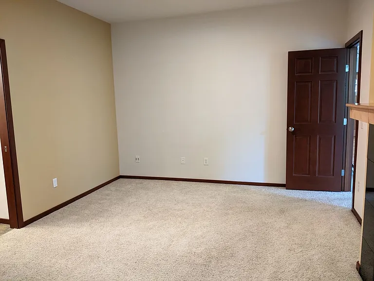 3322 Bristol Way — Photo 15