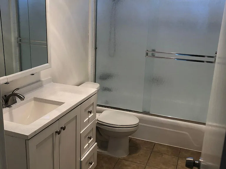 822 S Fir Ave #6 — Photo 9