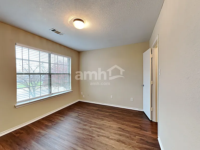 1613 W Hercules Ln — Photo 20
