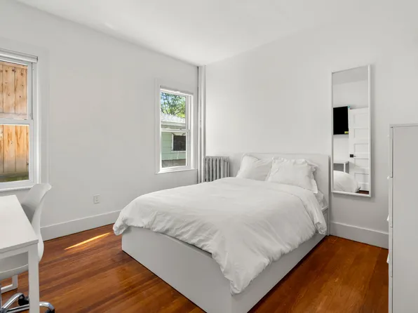 80 Patten St #4, Jamaica Plain, MA 02130