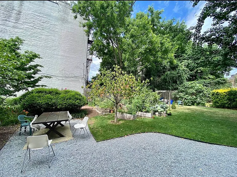 83 Underhill Ave #2R — Photo 5
