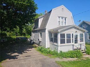6393 E Townline Rd, Williamson, NY 14589